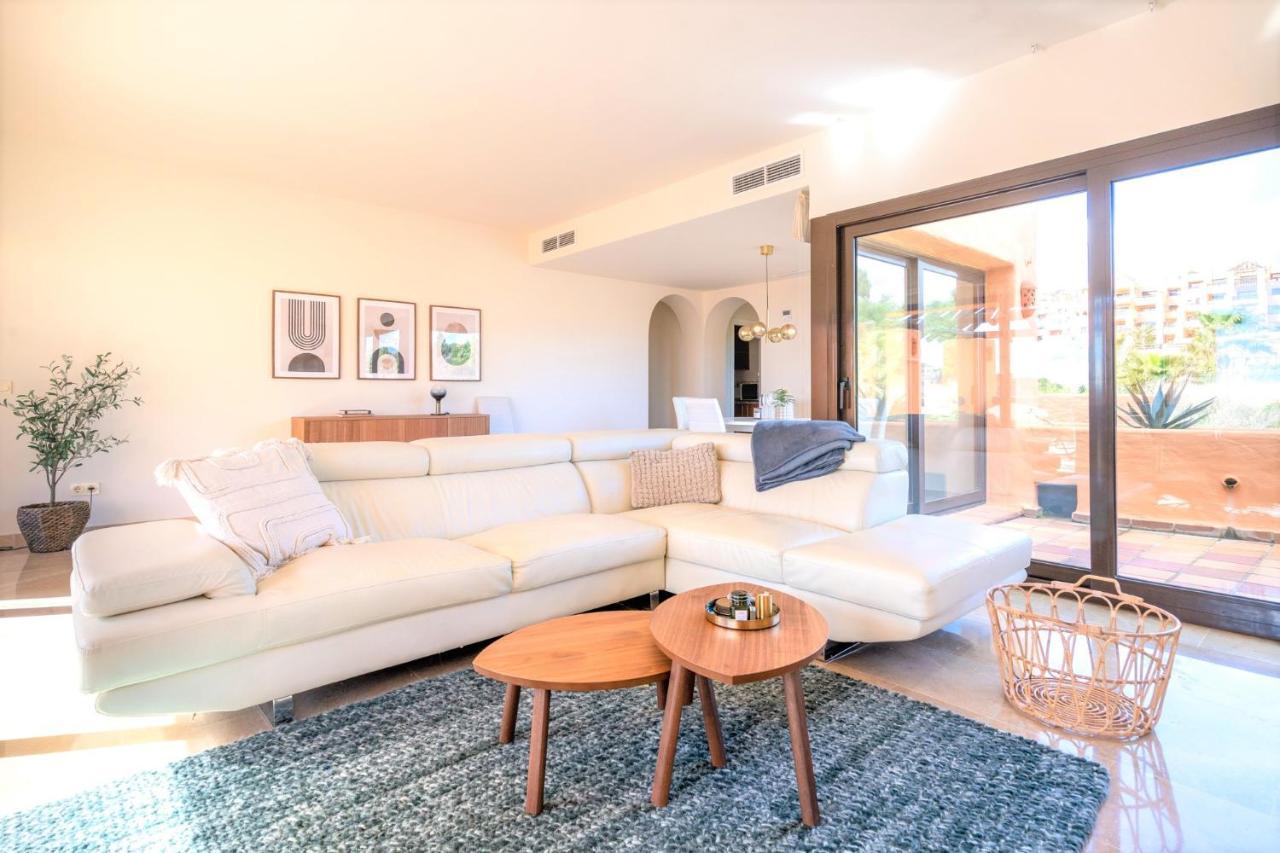 9 Penthouse With Amazing Sea Views, Close To Golf Manilva Duquesa Экстерьер фото