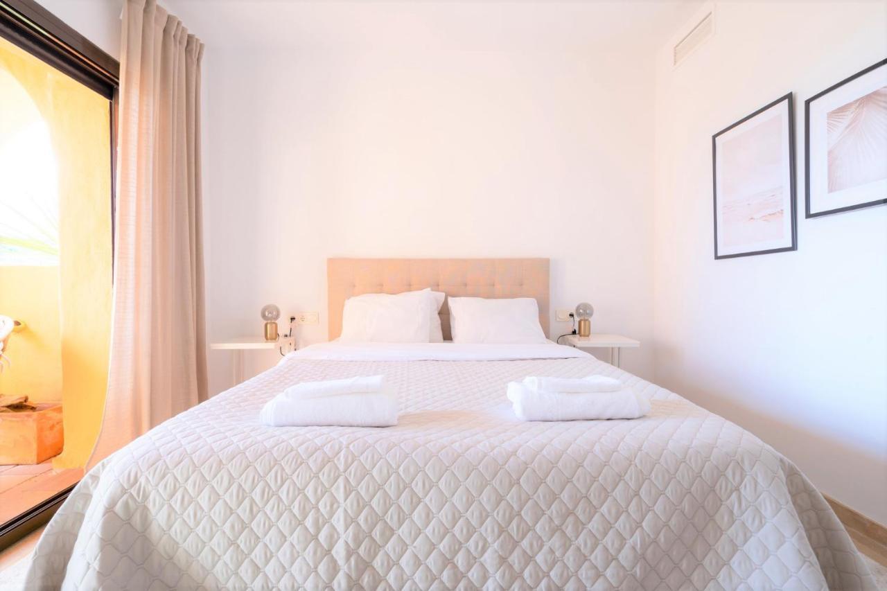 9 Penthouse With Amazing Sea Views, Close To Golf Manilva Duquesa Экстерьер фото